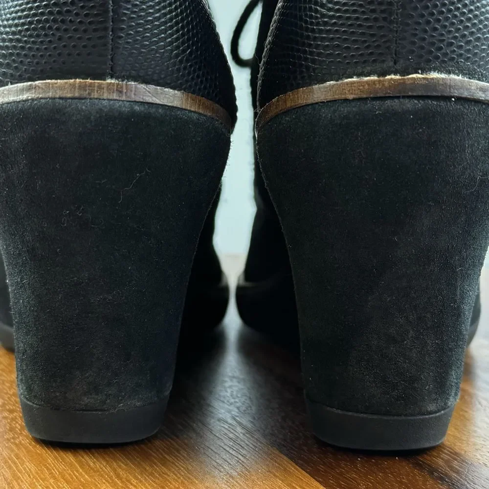 Hush Puppies size 10